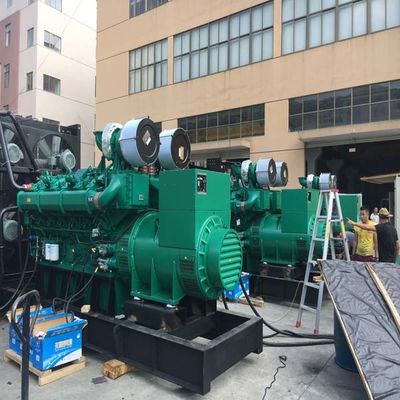 Dieselgenerator 2500kva 2000kw angetrieben durch die Yuchai-Maschinen-Wasserkühlung