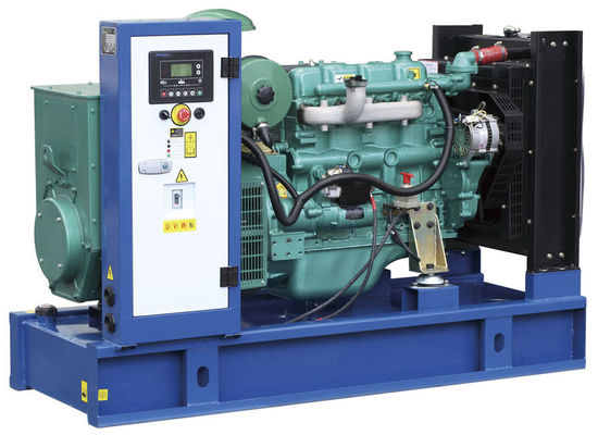 60hz 200 Dieselgeneratoren Kilowatts Cummins dreiphasig mit Wasserkühlungs-System